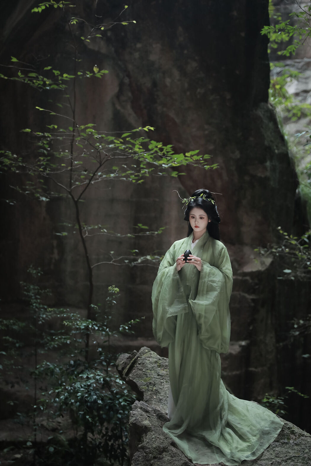 YiTuYu艺图语 Vol.7764 He Xiang Gu