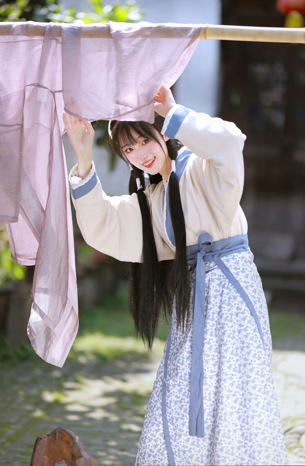 YiTuYu艺图语 Vol.7760 Nai He Ne