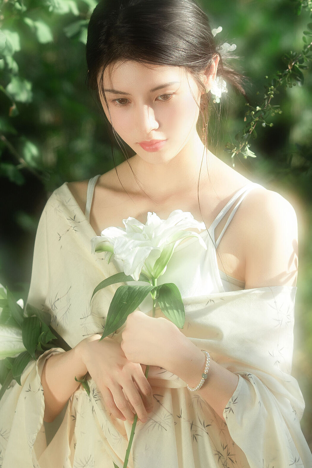 YiTuYu艺图语 Vol.7757 Ping An Xi Le Cover Photo