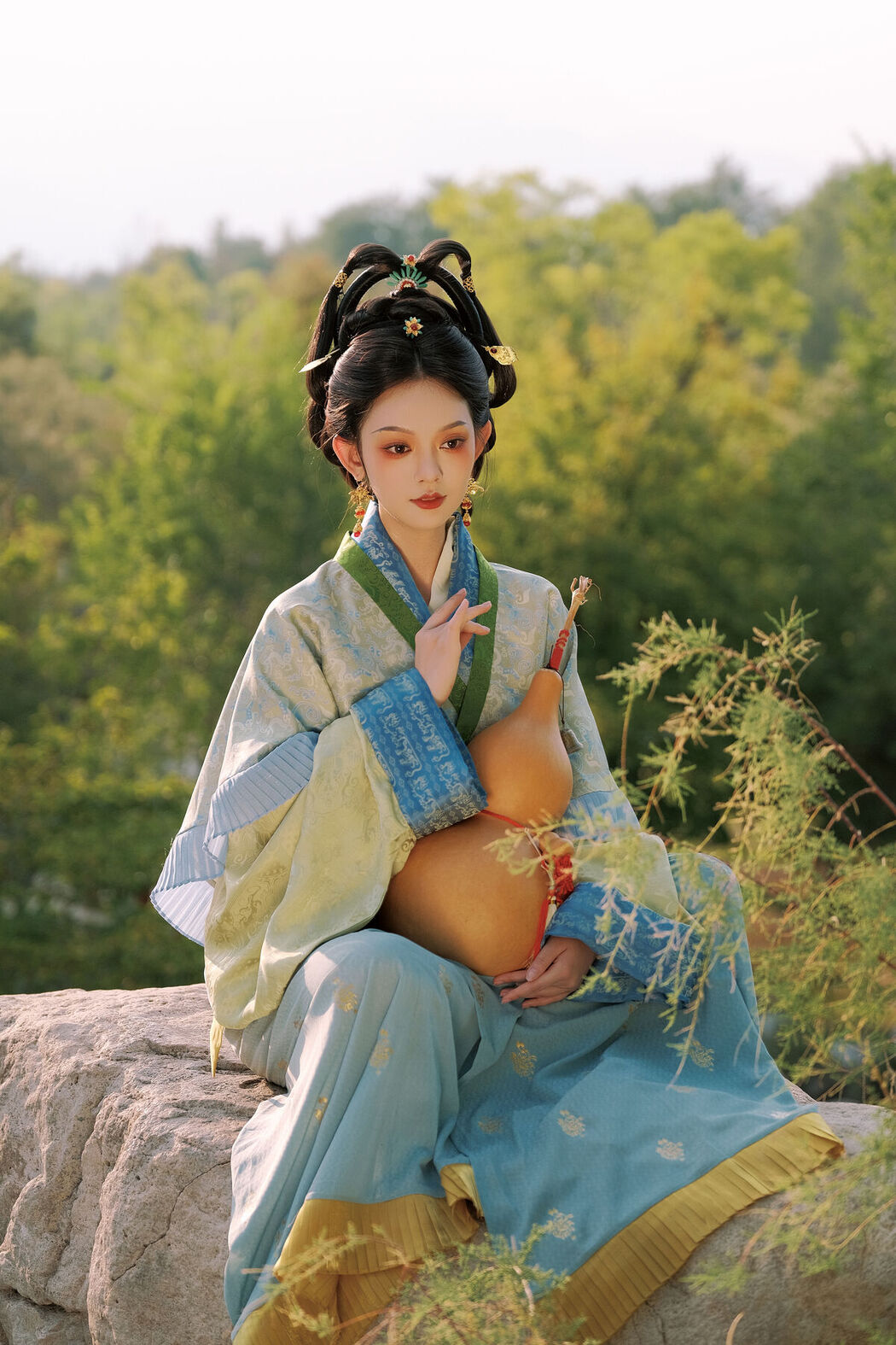 YiTuYu艺图语 Vol.7768 Qiu Qiu