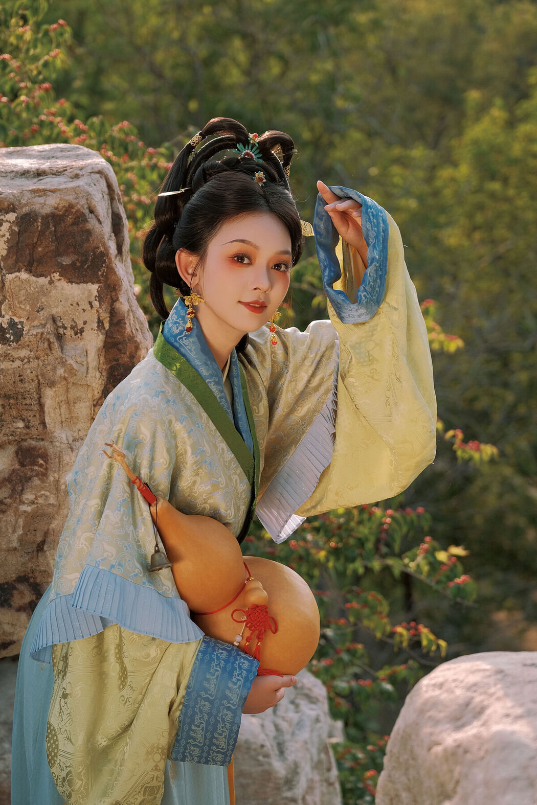 YiTuYu艺图语 Vol.7768 Qiu Qiu
