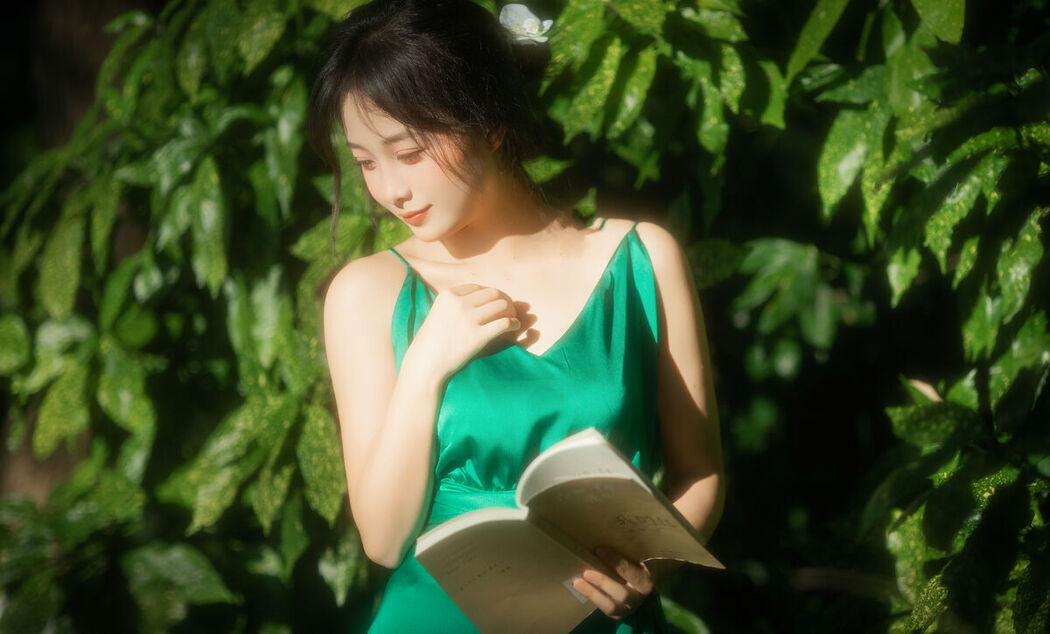YiTuYu艺图语 Vol.7815 Mei Nu Bu Chi Liu Lian