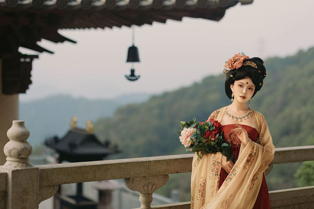 YiTuYu艺图语 Vol.7800 Lu Lu Haley