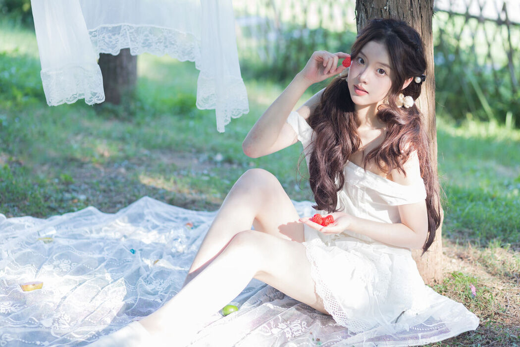 YiTuYu艺图语 Vol.7779 Ban Kou Xiao Dan Ta