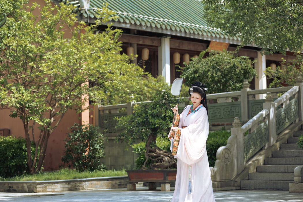 YiTuYu艺图语 Vol.7799 Qing Qing