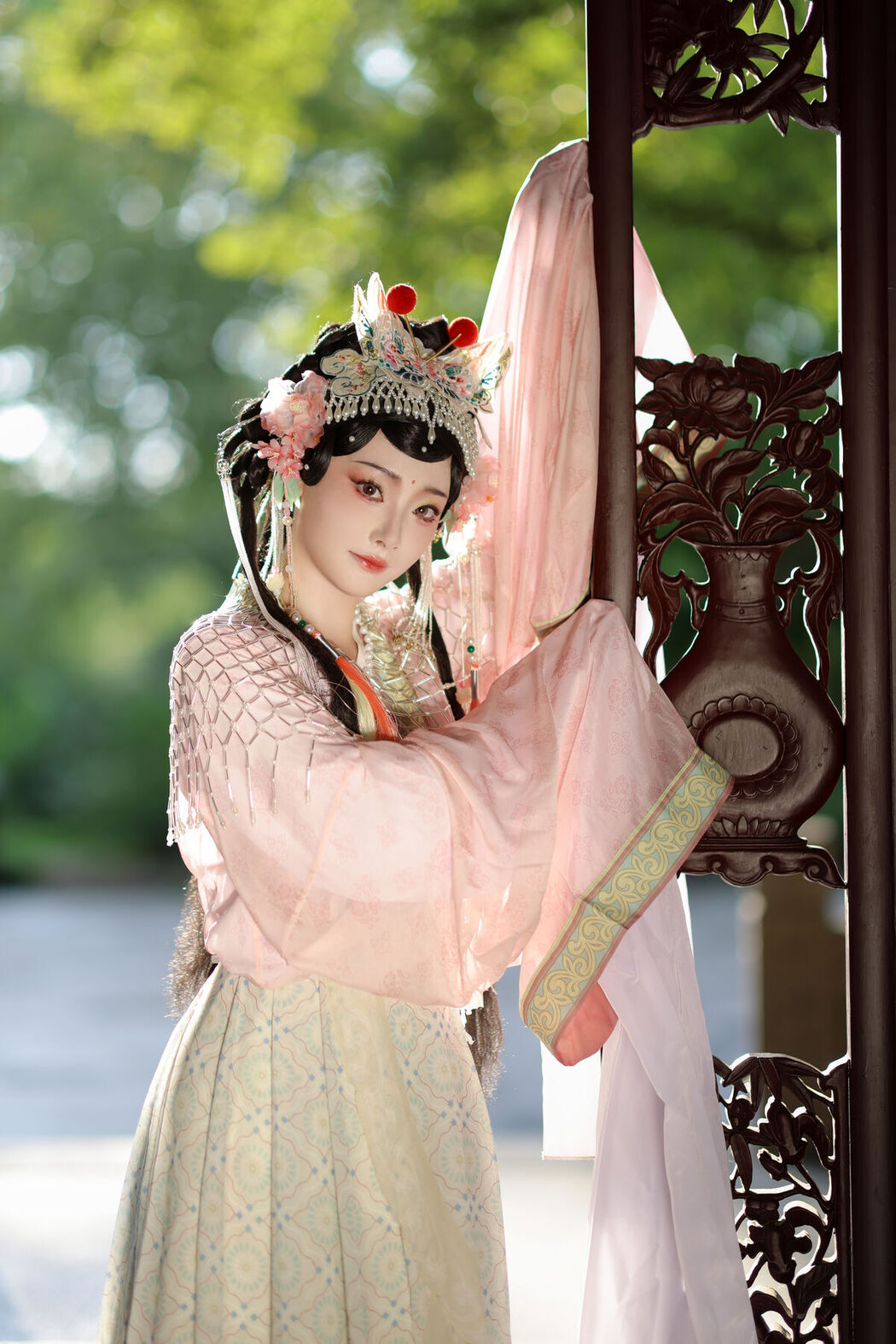 YiTuYu艺图语 Vol.7826 Yi Zhi Xiao Xuan