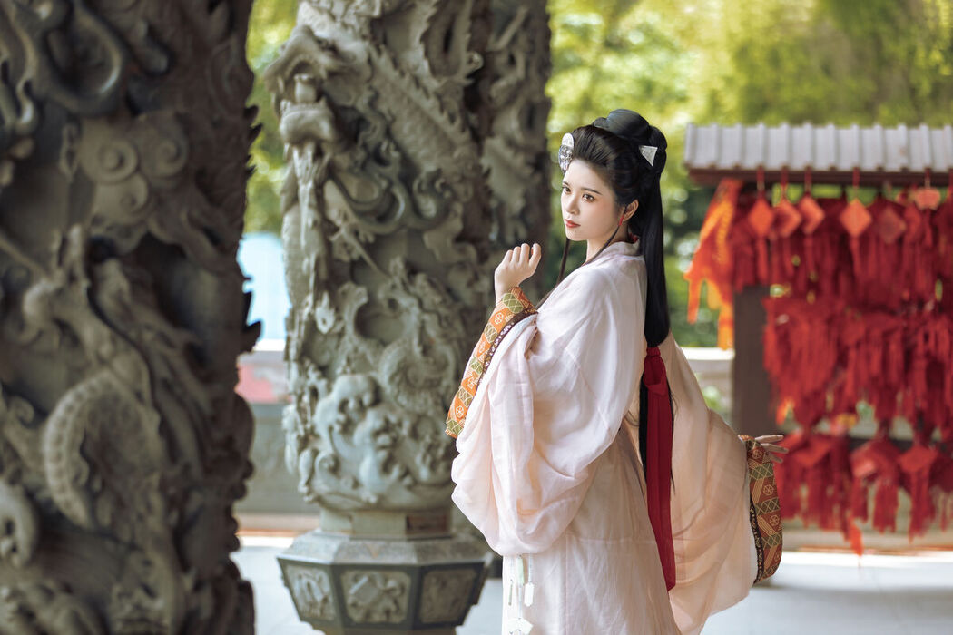 YiTuYu艺图语 Vol.7799 Qing Qing