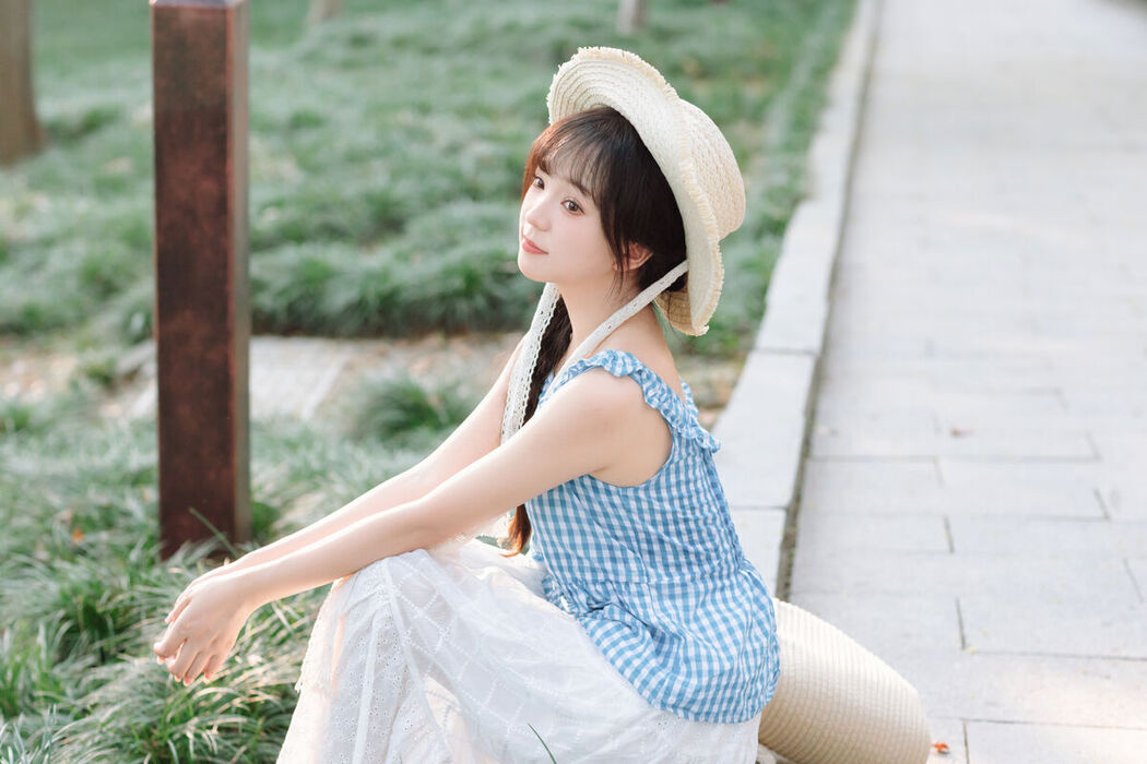 YiTuYu艺图语 Vol.7813 Yu Pao Pao