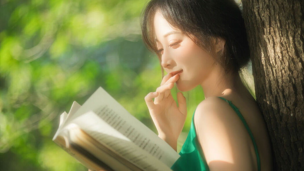 YiTuYu艺图语 Vol.7815 Mei Nu Bu Chi Liu Lian