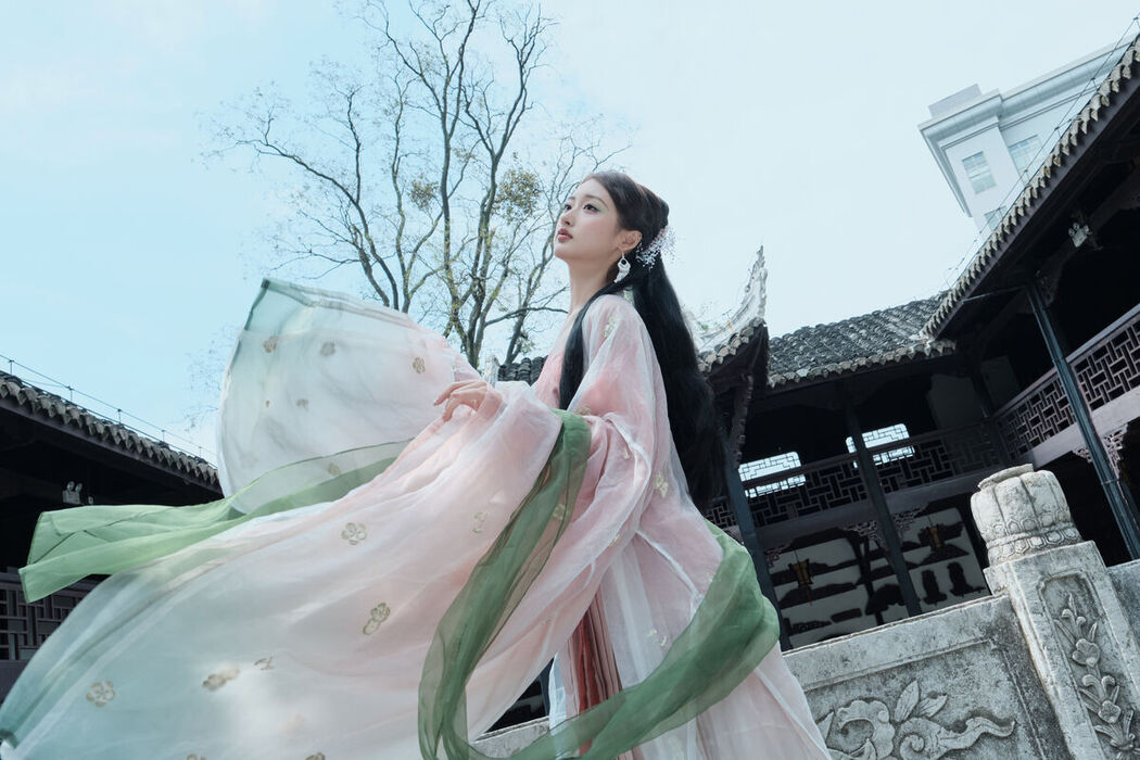 YiTuYu艺图语 Vol.7825 Chen Nian Xiao Jiu