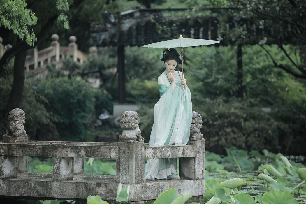 YiTuYu艺图语 Vol.7750 Du Du