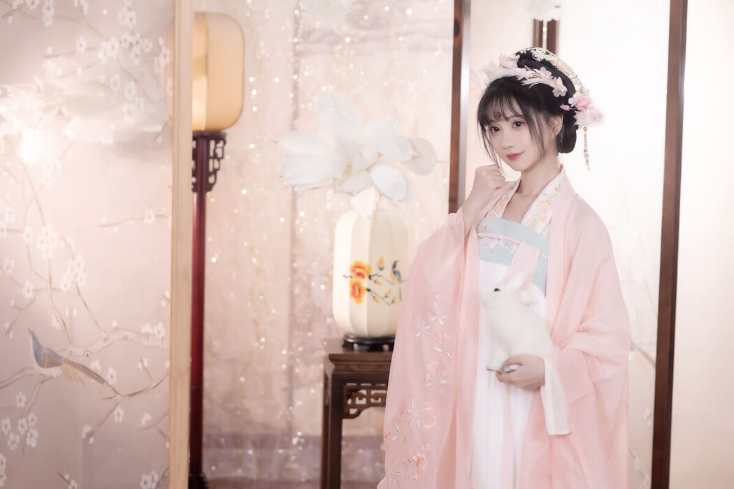YiTuYu艺图语 Vol.7843 Qi Luo Sheng De Xiao Su Su
