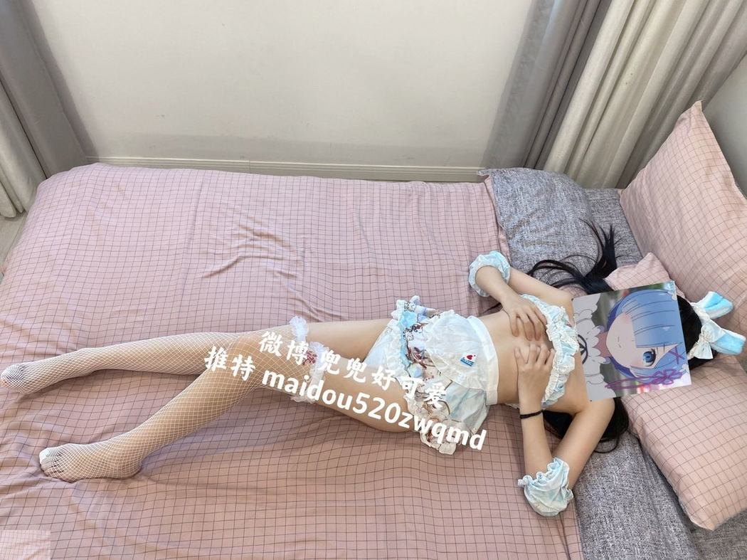 Coser@麦兜小可爱 – 与金主爸爸啪啪 Part2 (75P)