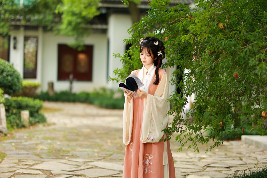 YiTuYu艺图语 Vol.7845 Jie Ruan Tang