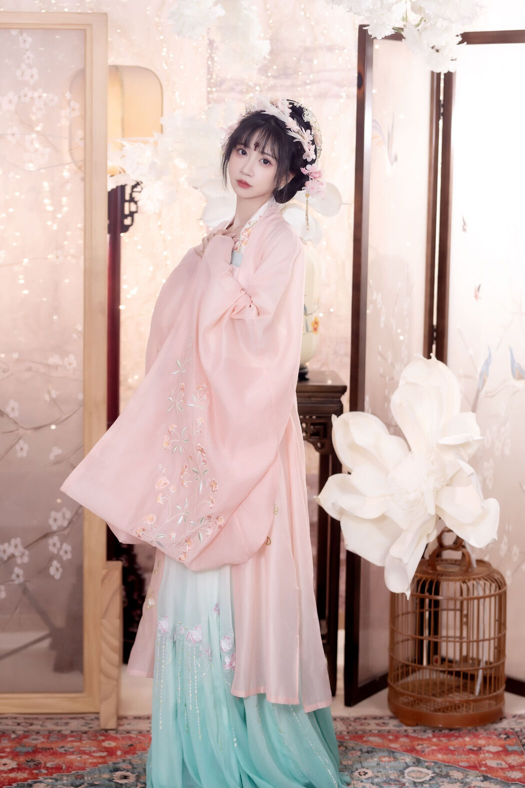 YiTuYu艺图语 Vol.7843 Qi Luo Sheng De Xiao Su Su
