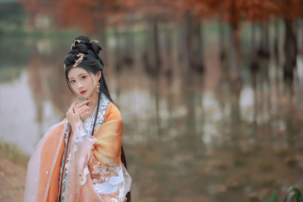YiTuYu艺图语 Vol.7891 Qi Luo Sheng De Xiao Su Su