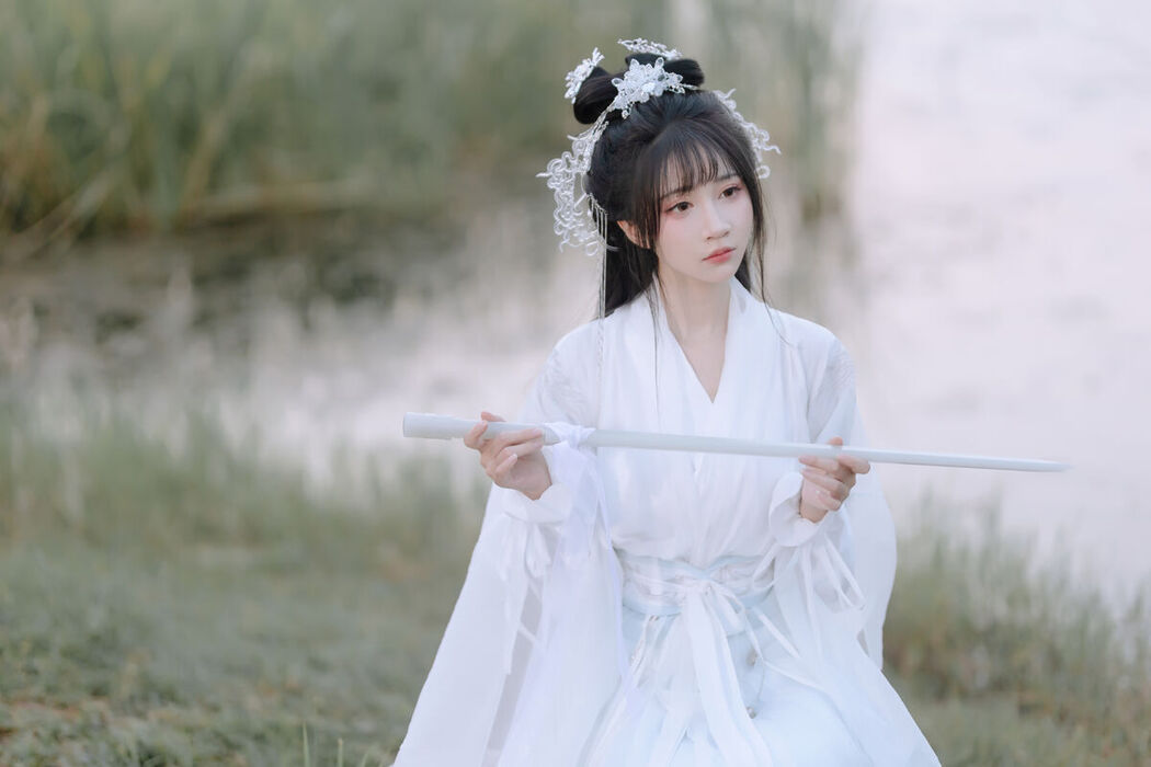 YiTuYu艺图语 Vol.7884 Qi Luo Sheng De Xiao Su Su