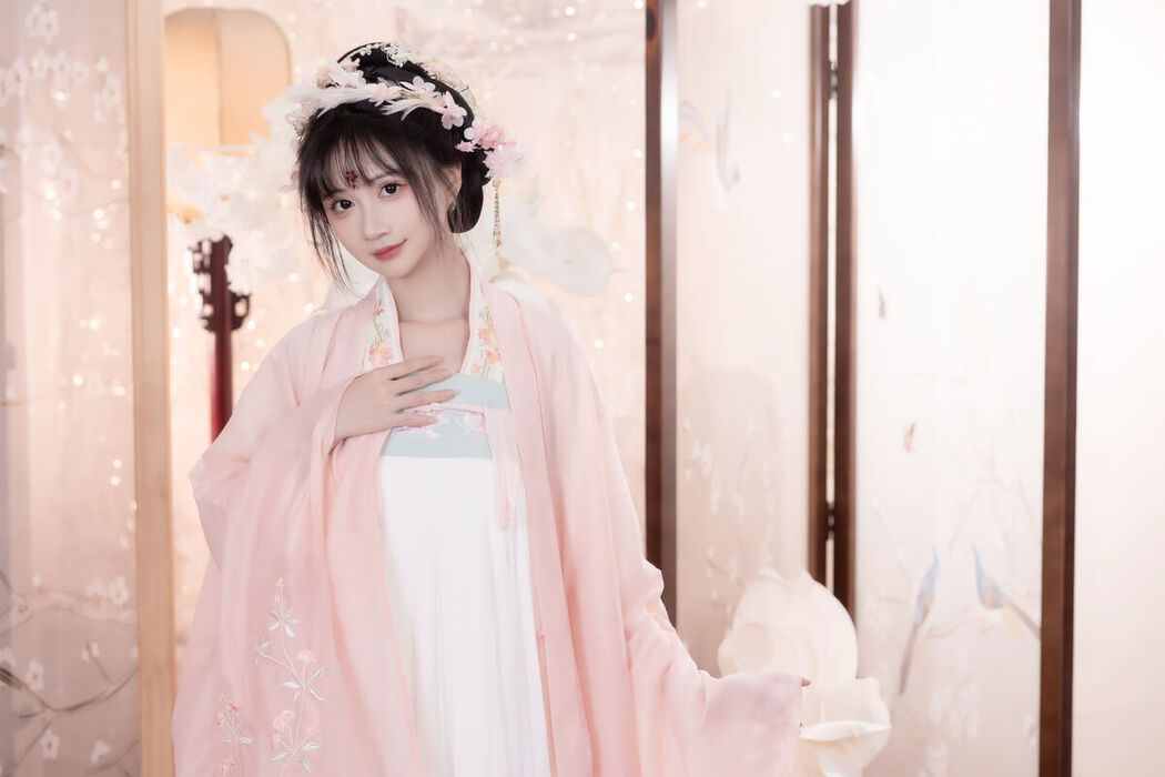 YiTuYu艺图语 Vol.7843 Qi Luo Sheng De Xiao Su Su