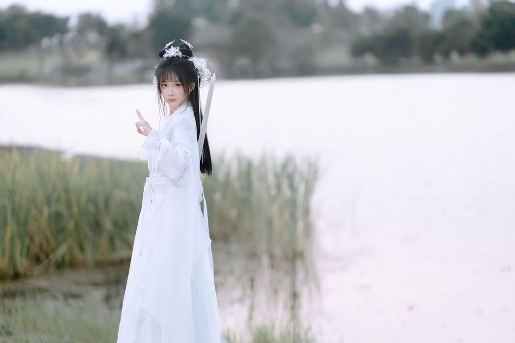 YiTuYu艺图语 Vol.7884 Qi Luo Sheng De Xiao Su Su