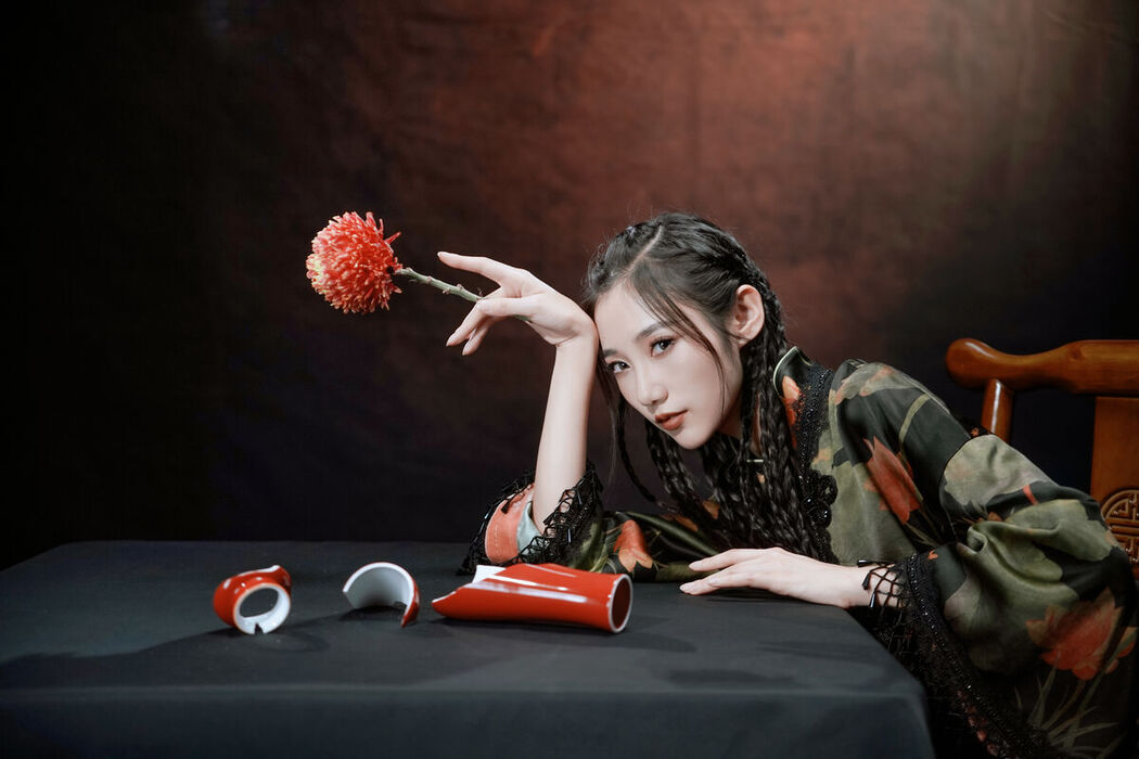 YiTuYu艺图语 Vol.7869 O1ne Wan