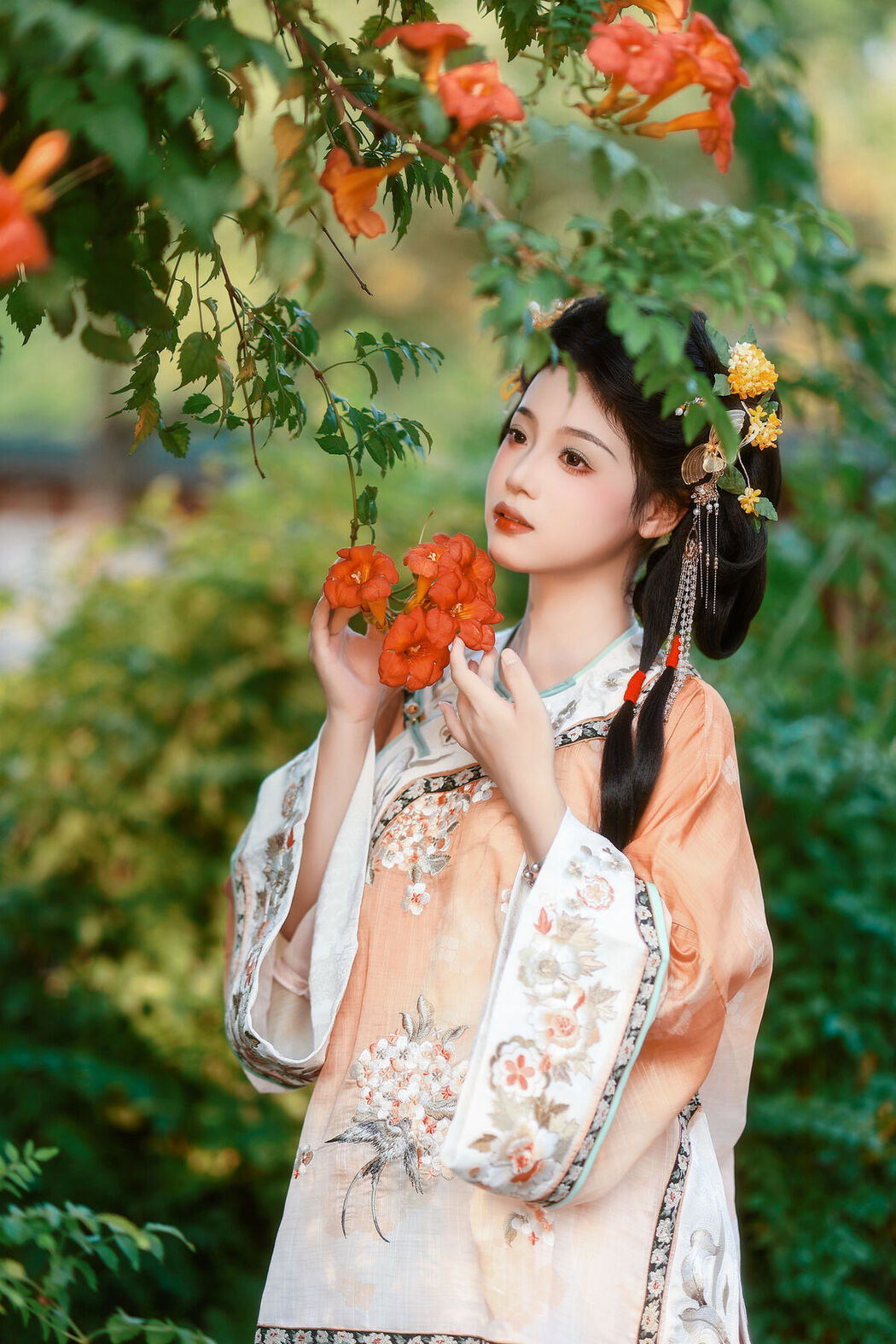 YiTuYu艺图语 Vol.7867 Tie Bi A Tong Mu