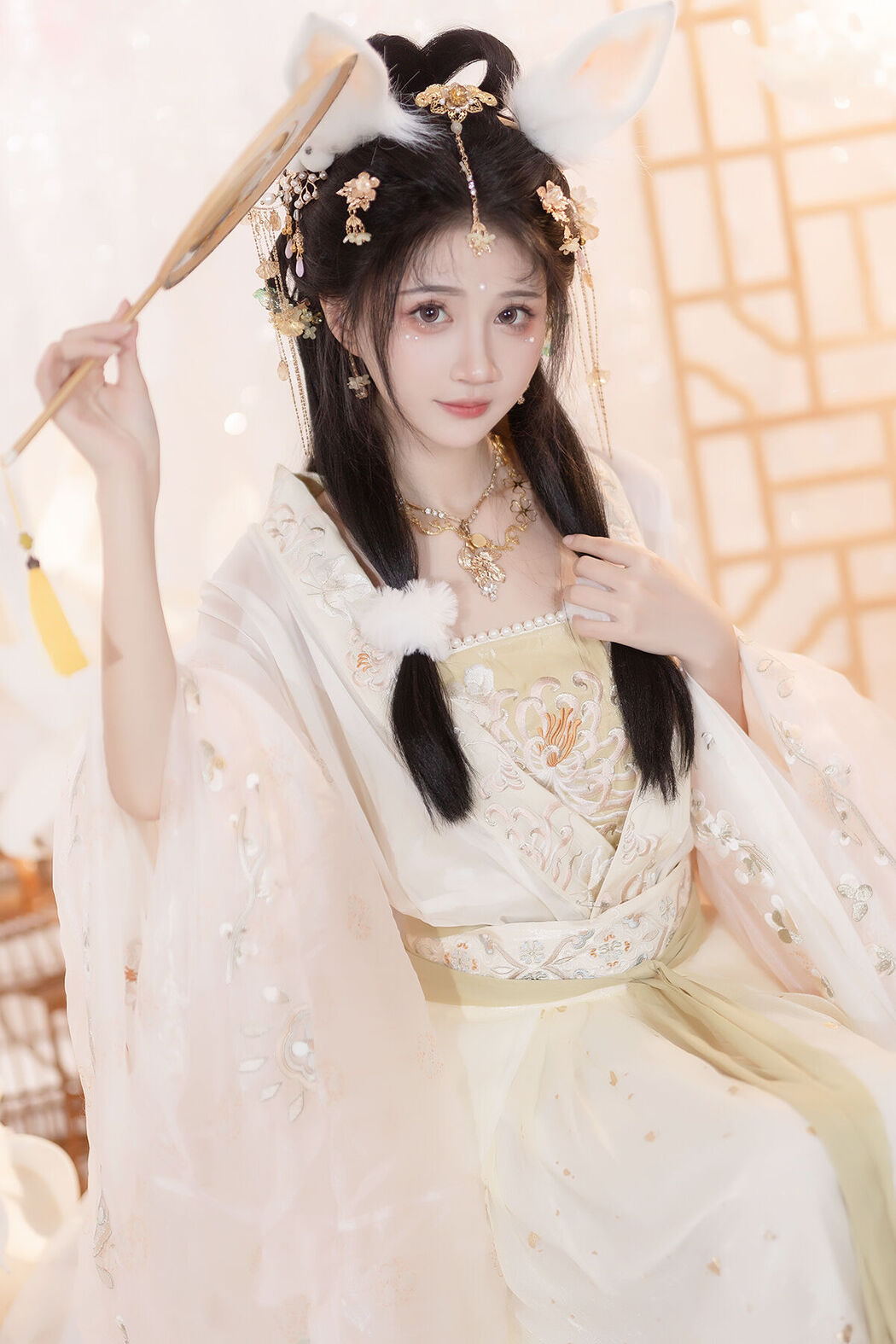 YiTuYu艺图语 Vol.7872 Qi Luo Sheng De Xiao Su Su Cover Photo