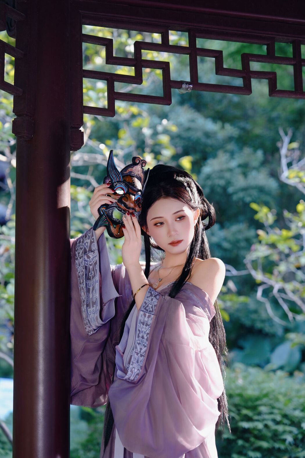 YiTuYu艺图语 Vol.7880 Liu Liu