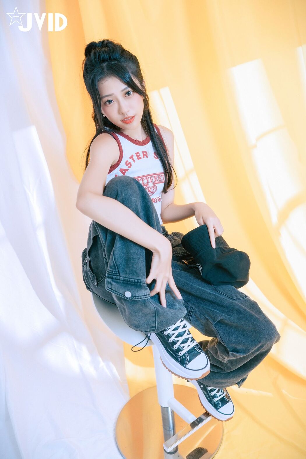 JVID Yan Yan 妍妍 Angel – 網拍模特兒の淺規則-妍妍 遭射淫師脅迫脫衣強拍裸照 配合度太高反而引起射淫師邪念 Part04 (61P)