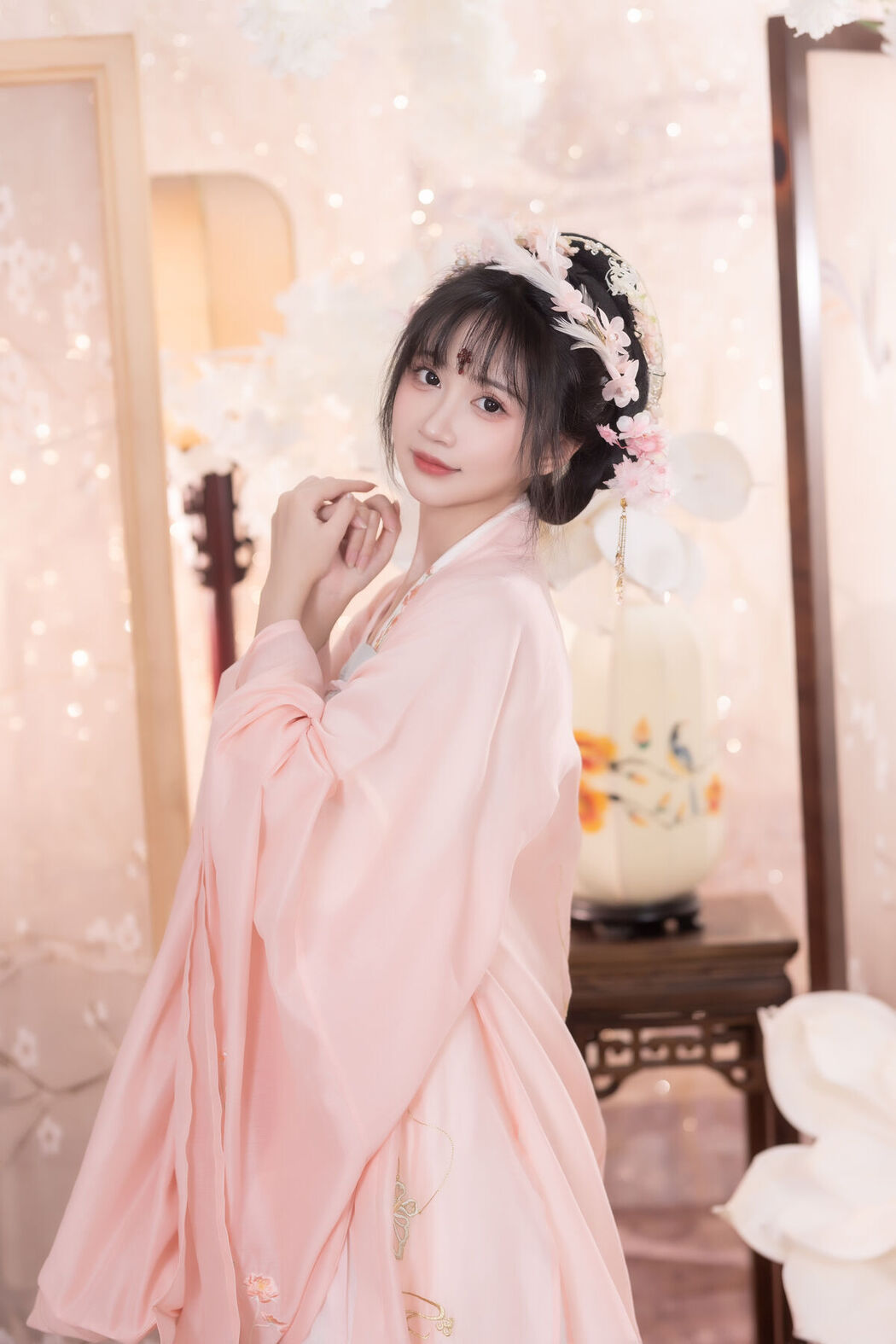 YiTuYu艺图语 Vol.7843 Qi Luo Sheng De Xiao Su Su