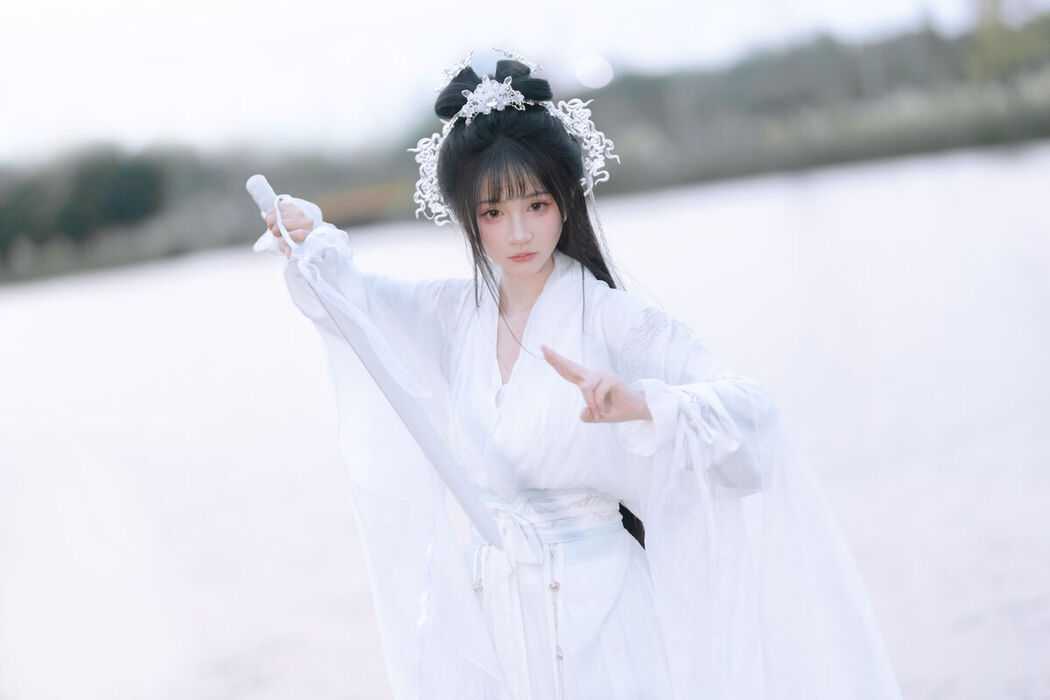 YiTuYu艺图语 Vol.7884 Qi Luo Sheng De Xiao Su Su
