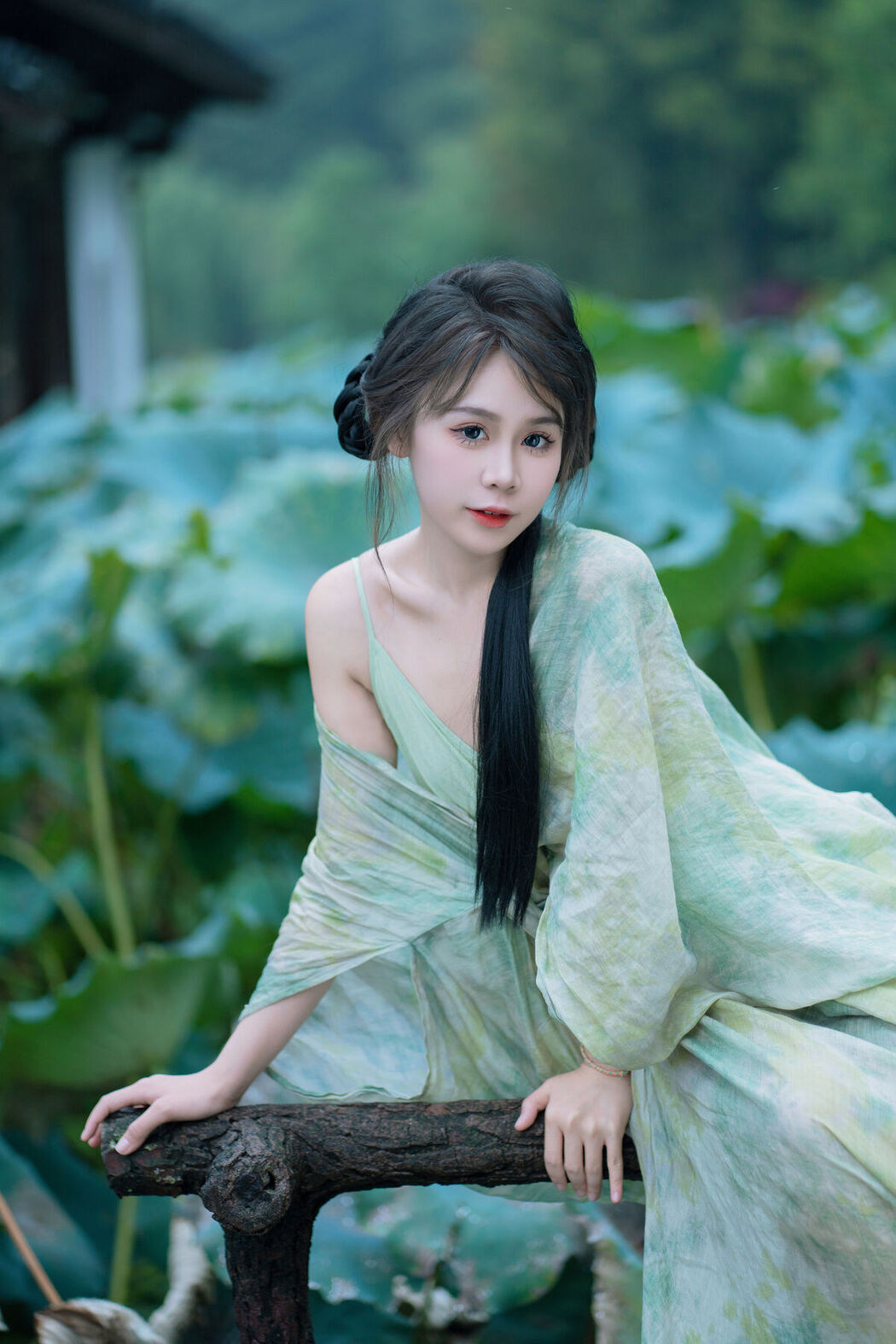 YiTuYu艺图语 Vol.7879 Pao Fu Xiao Fang