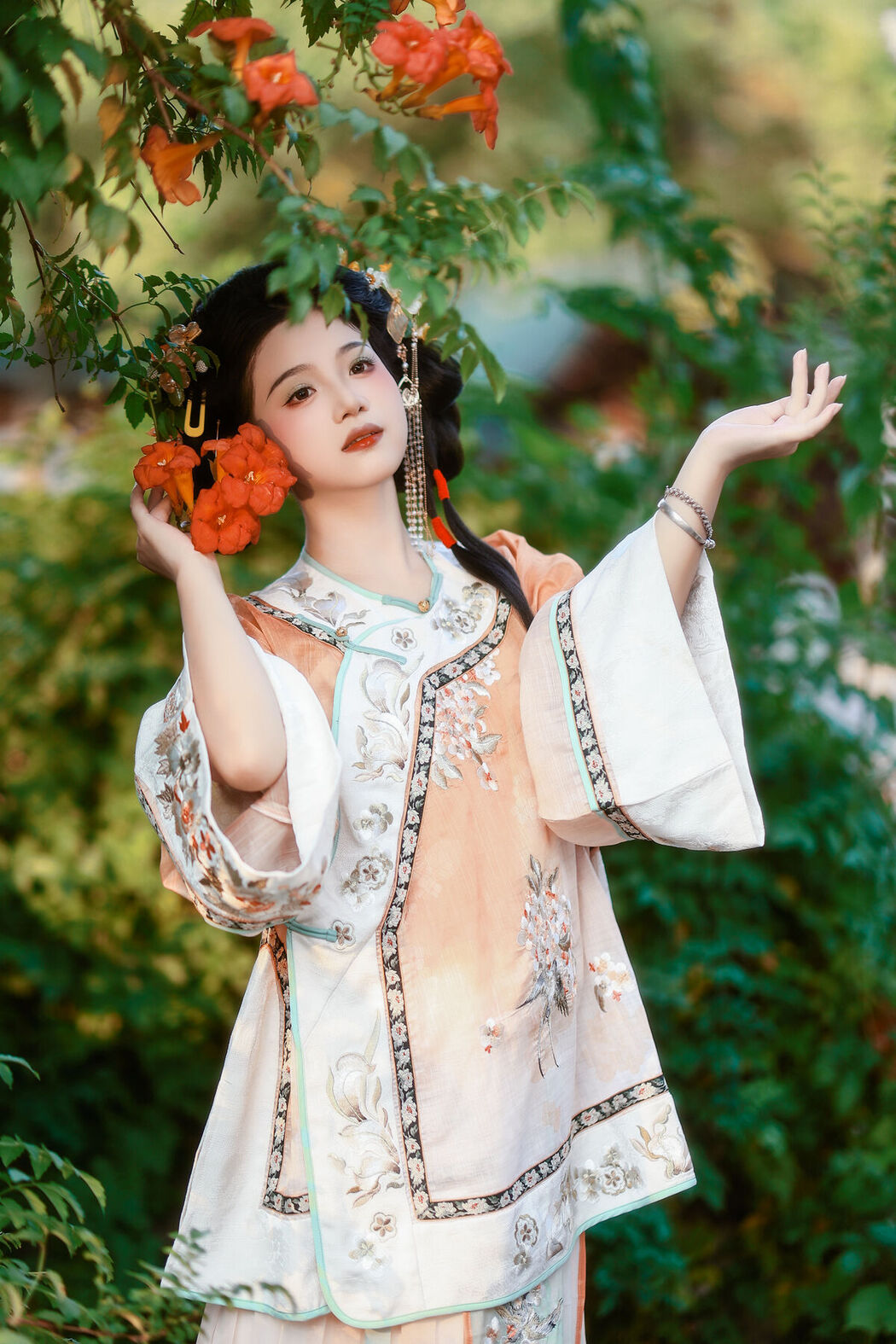 YiTuYu艺图语 Vol.7867 Tie Bi A Tong Mu