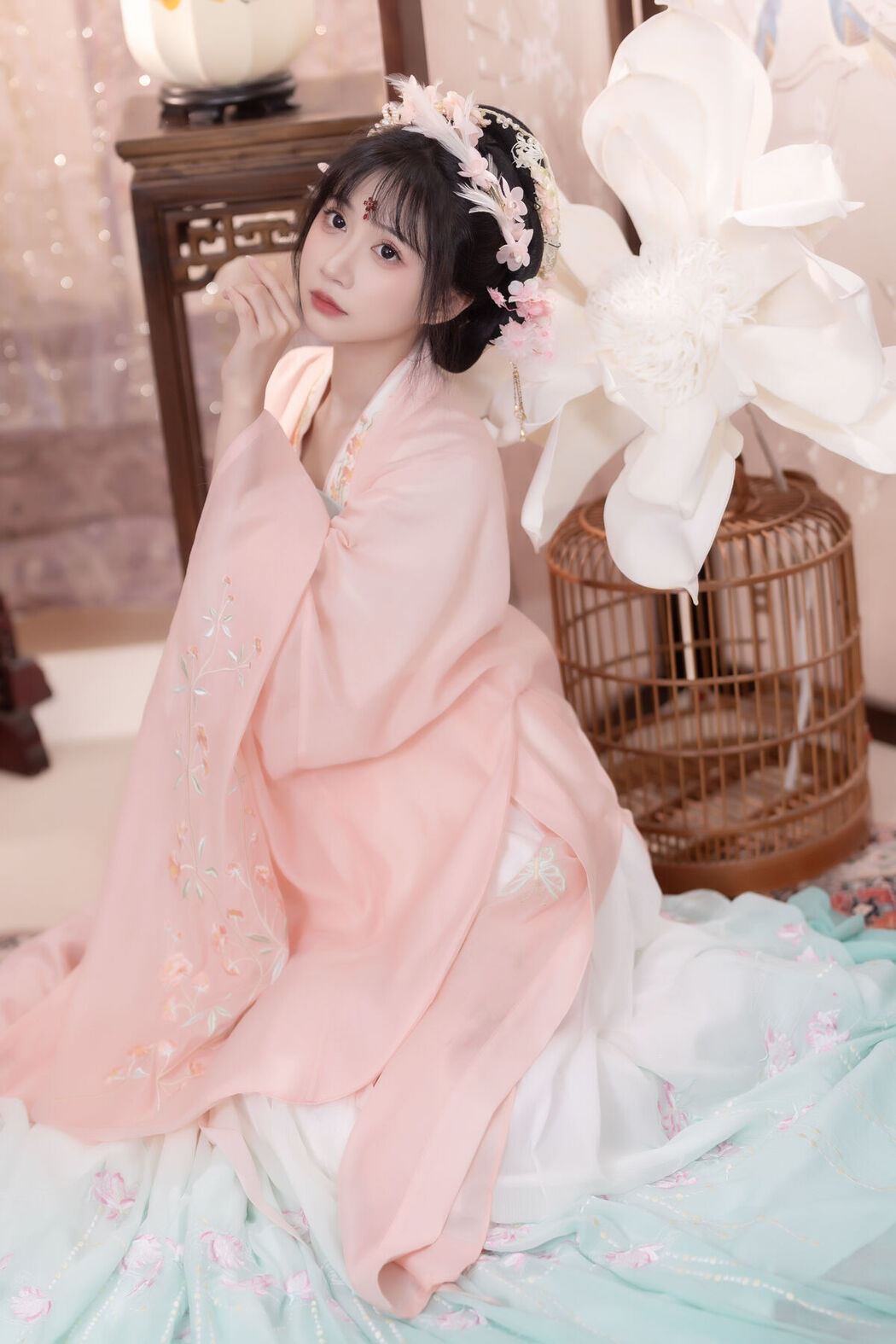 YiTuYu艺图语 Vol.7843 Qi Luo Sheng De Xiao Su Su