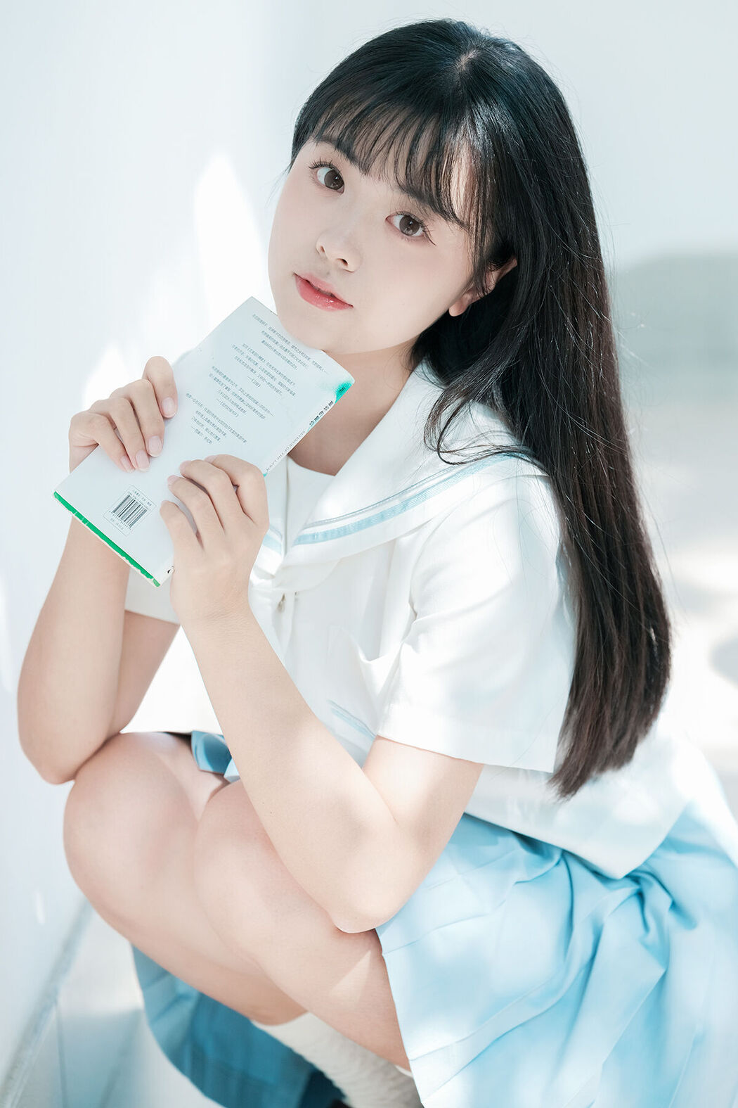 YiTuYu艺图语 Vol.7917 Yi Zhi Nuan Nuan Cover Photo