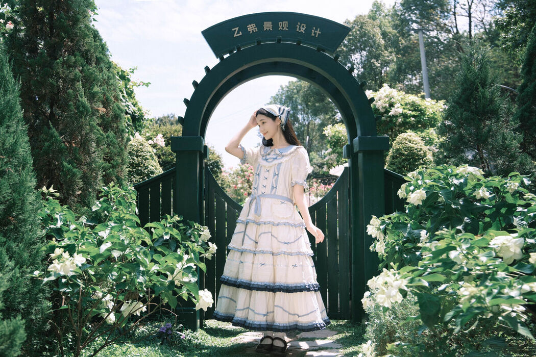 YiTuYu艺图语 Vol.7844 Zzzhen