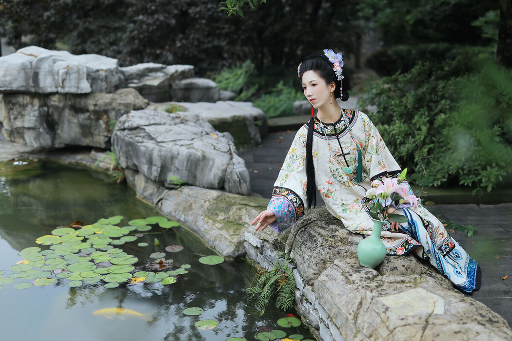 YiTuYu艺图语 Vol.7859 Bie Qiu Yue