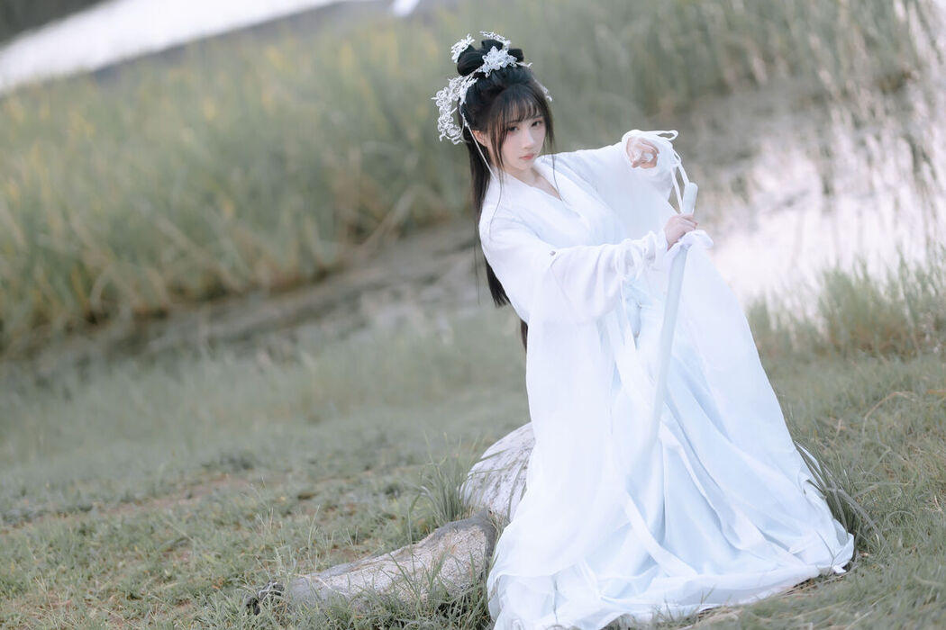 YiTuYu艺图语 Vol.7884 Qi Luo Sheng De Xiao Su Su