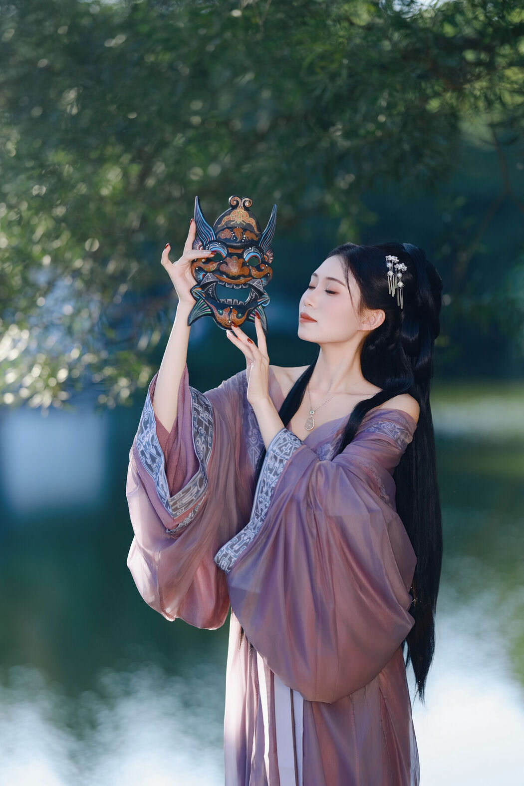 YiTuYu艺图语 Vol.7880 Liu Liu