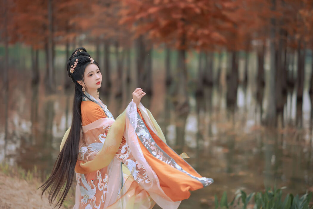 YiTuYu艺图语 Vol.7891 Qi Luo Sheng De Xiao Su Su