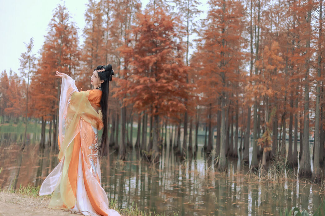 YiTuYu艺图语 Vol.7891 Qi Luo Sheng De Xiao Su Su
