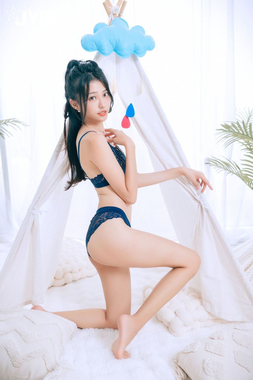 JVID Yan Yan 妍妍 Angel – 網拍模特兒の淺規則-妍妍 遭射淫師脅迫脫衣強拍裸照 配合度太高反而引起射淫師邪念 Part04 (61P)