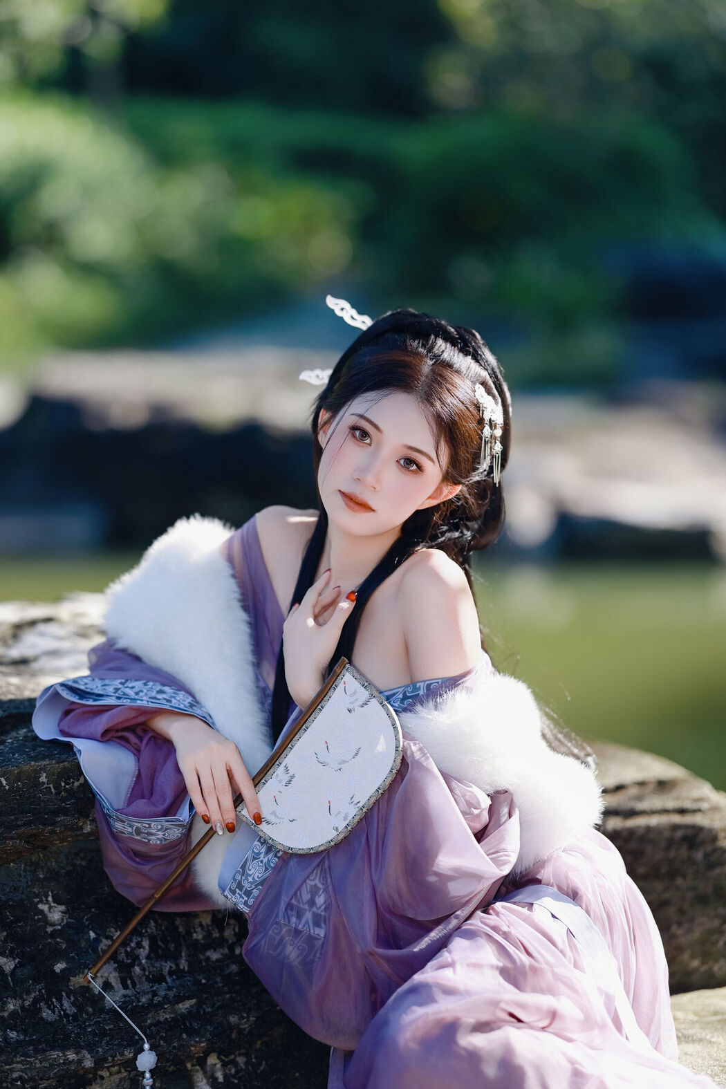 YiTuYu艺图语 Vol.7880 Liu Liu