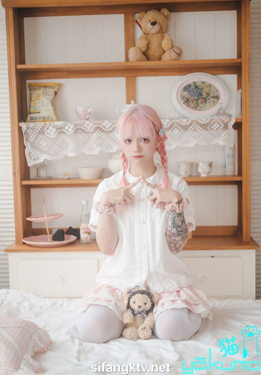 Coser@yakumo猫 &#8211; 顶级情色摄影 身材超棒极限诱惑私拍 Part2 (60P)