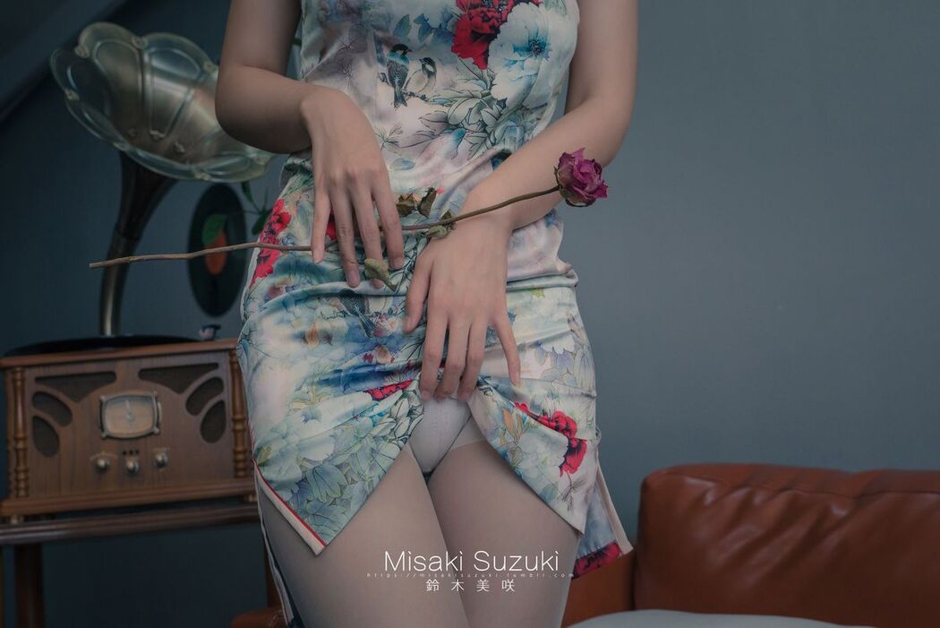 Coser@铃木美咲 Misaki Suzuki &#8211; 浮世花信风 (46P &#8211; 1V)