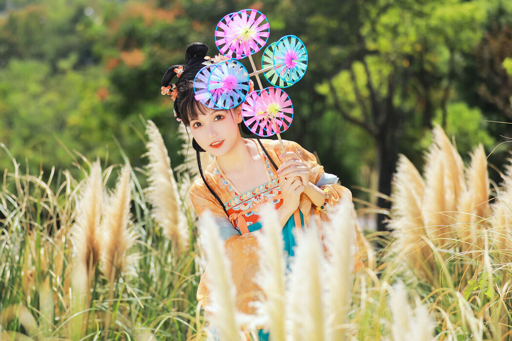 YiTuYu艺图语 Vol.7999 Fen Xiang Xiao Ye