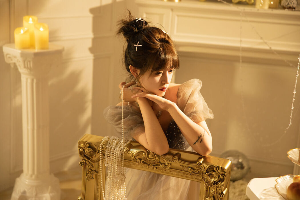 YiTuYu艺图语 Vol.7971 Yi Xuan