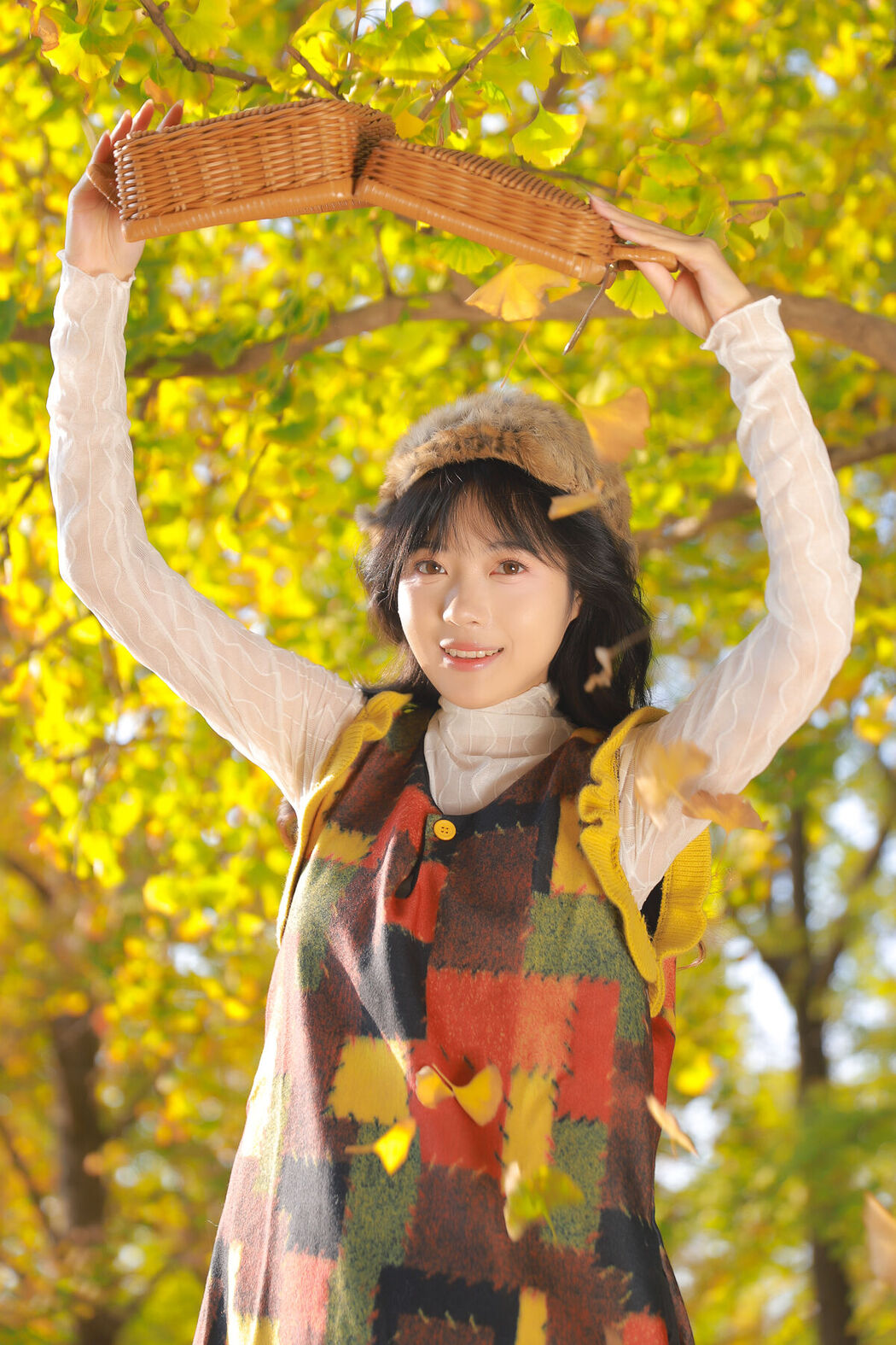 YiTuYu艺图语 Vol.8004 Xiao Wei Ren Er