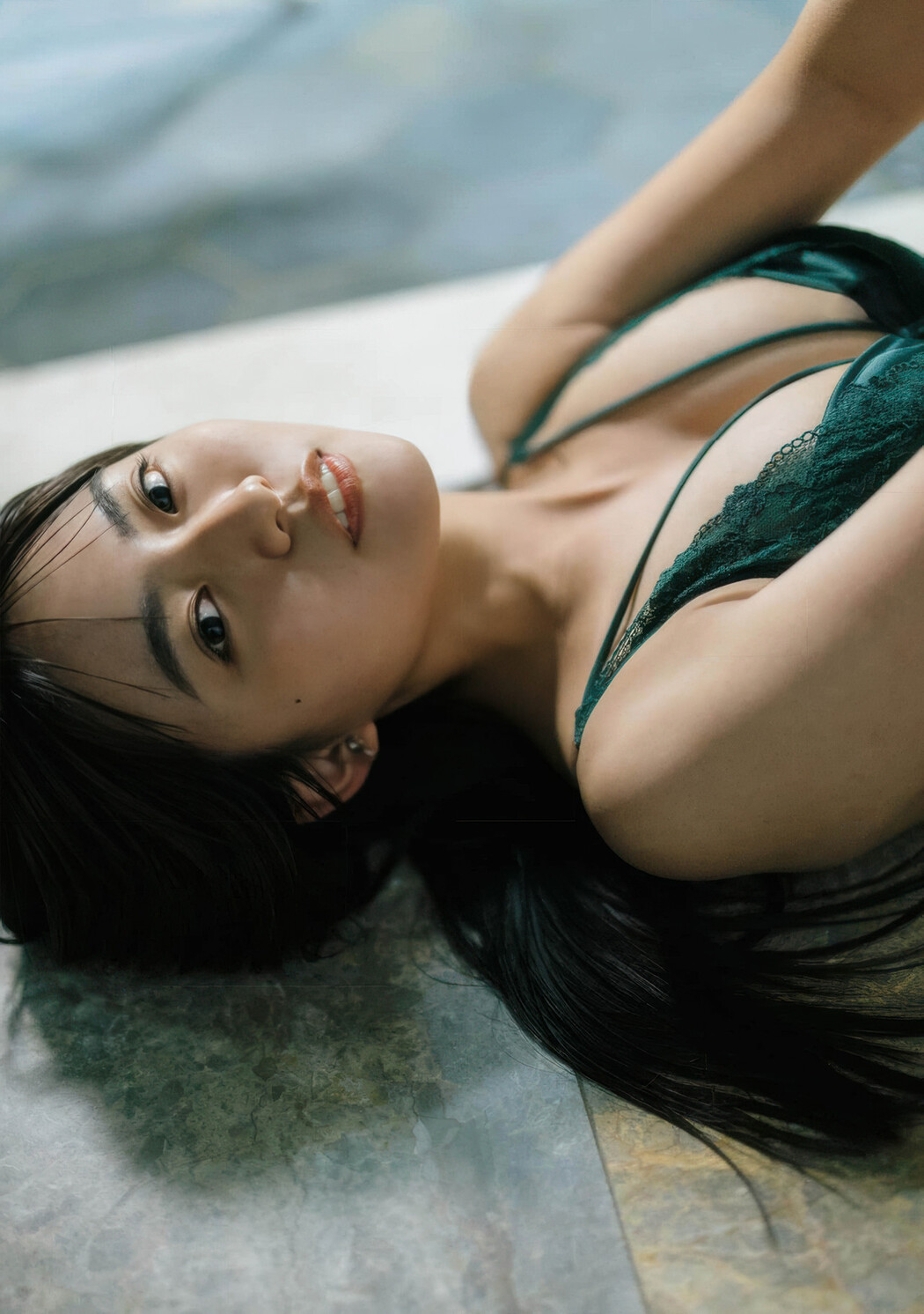 Runa Toyoda 豊田ルナ, 写真集 『Good to see Moon』 Set.02