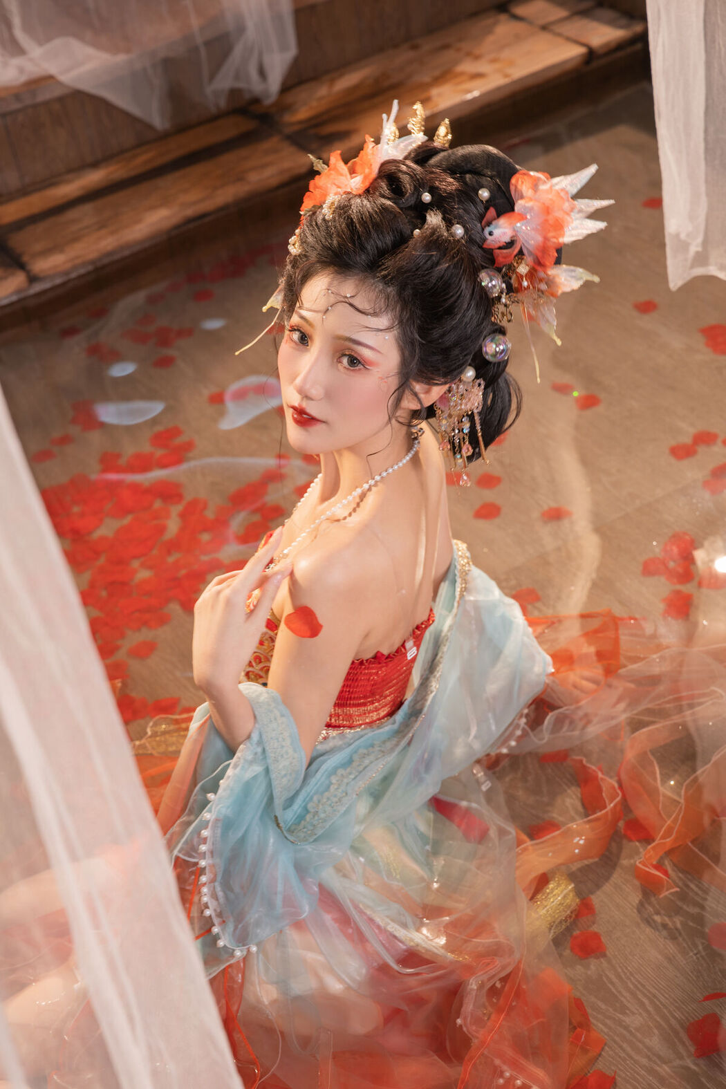 YiTuYu艺图语 Vol.8019 O1ne Wan