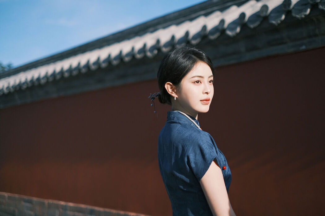 YiTuYu艺图语 Vol.7989 Hu Yun En Yoo En